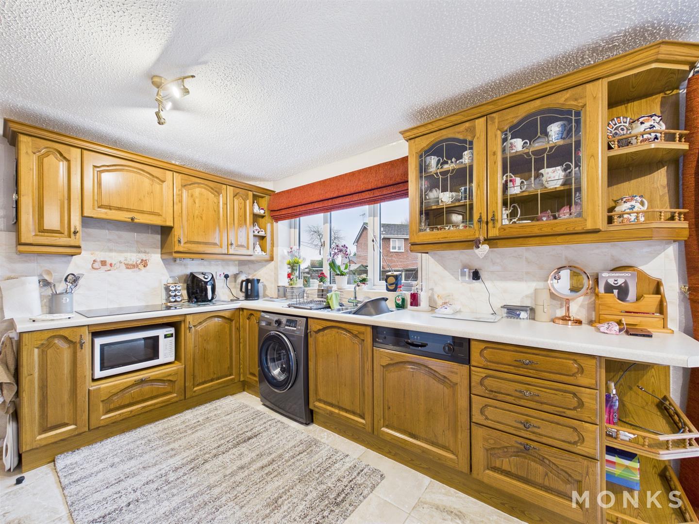 9 Preshenlle Lane, Oswestry, SY10 7UB For Sale